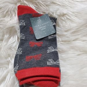 🦋 5/$25 Laura Ashley holiday socks